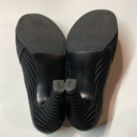 UN United Nude Womens Fold Hi Black Ankle Heels Booties Sz 5 - Picture 11 of 13